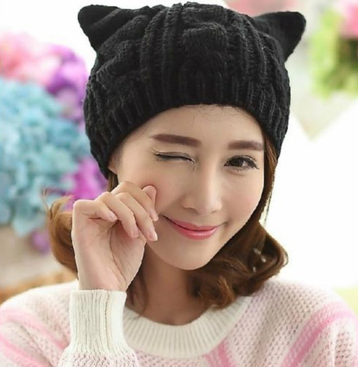 Bonnet tricoté avec oreilles de chat pour l'hiver