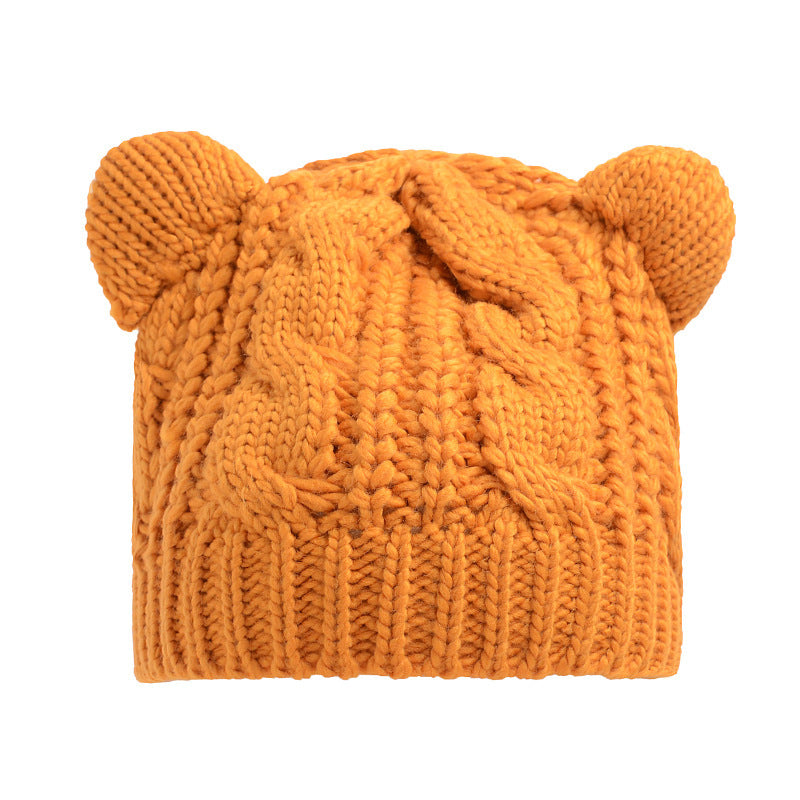 Bonnet tricoté avec oreilles de chat pour l'hiver