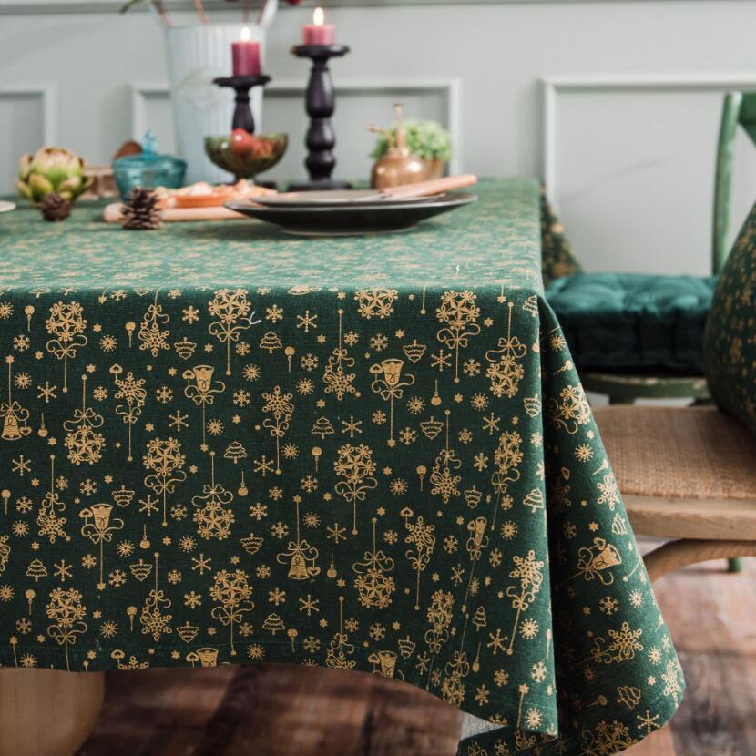 Nappe de Noël rouge dorée