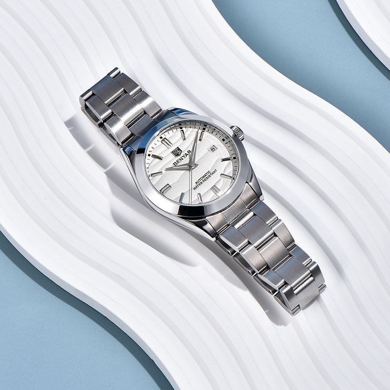 Montre mécanique tendance pour homme
