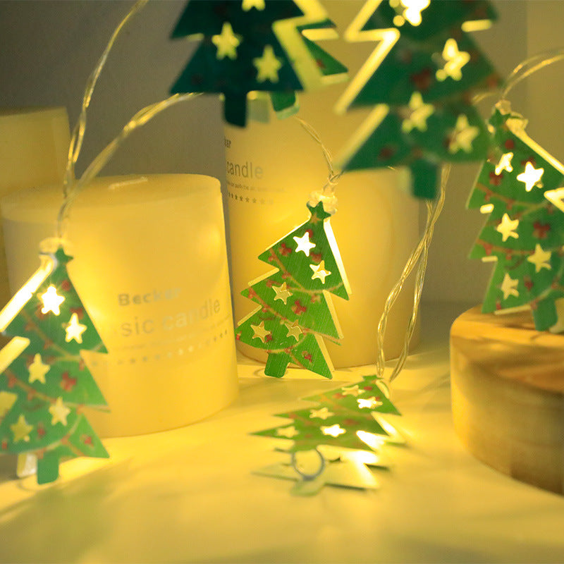 Weihnachtsdekoration mit LED-Lichterkette
